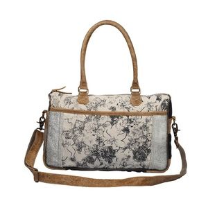 LANYARD MESSENGER BAG